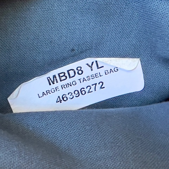 Dooney and Bourke large ring tassel tote bag yellow authentic like new - Picture 3 of 9